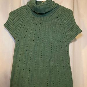 Hunter Green turtle neck sweater with a bell bottom